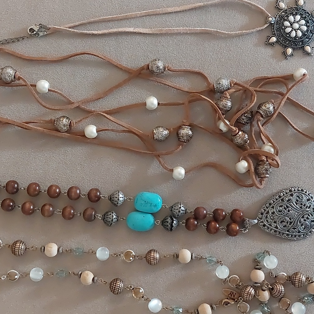Western (Various) Necklaces - image 7